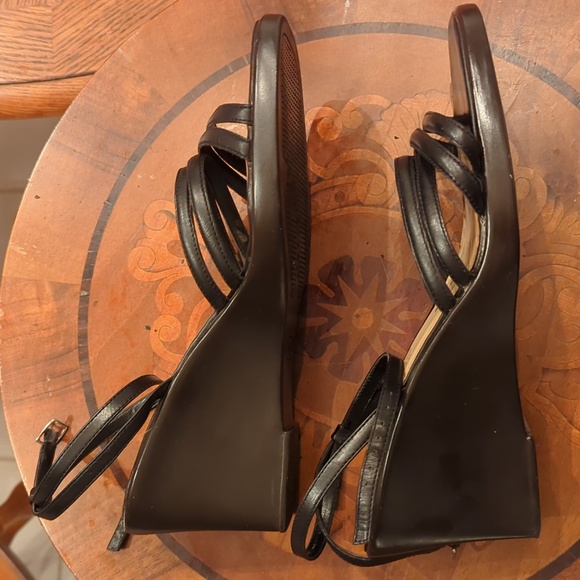 'Naturalizer' brand Size 9 Leather upper. Meyer&Frank's sold. - Picture 5 of 10